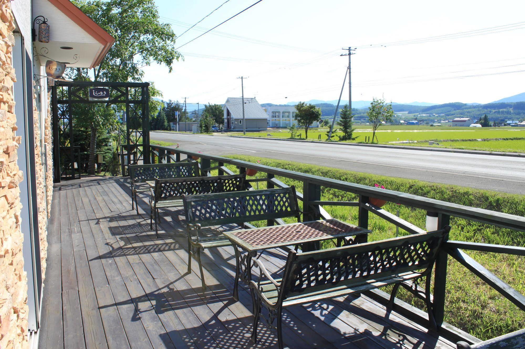 Petit Hotel Blanc Fleur Naka-furano Luaran gambar